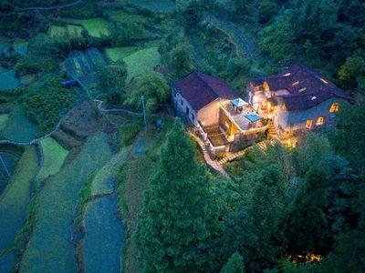 你好 我想请教一个关于恋爱和结婚的问题 我住在我男朋友的家一段时间了 我男朋友亲戚知道我跟我男朋友游戏画面